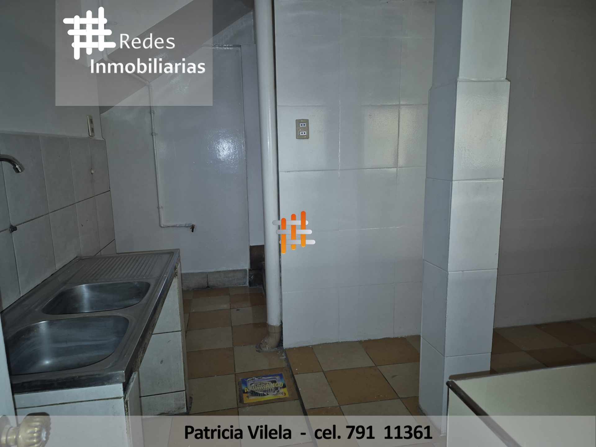 Local comercial 𝗟𝗢𝗖𝗔𝗟 𝗖𝗢𝗠𝗘𝗥𝗖𝗜𝗔𝗟 𝗘𝗡 𝗔𝗟𝗤𝗨𝗜𝗟𝗘𝗥 – 𝗣𝗟𝗘𝗡𝗔 𝗔𝗩. 𝗕𝗔𝗟𝗟𝗜𝗩𝗜Á𝗡, 𝗖𝗜𝗨𝗗𝗔𝗗 𝗦𝗔𝗧É𝗟𝗜𝗧𝗘 - CIUDAD DE EL ALTO  Foto 6