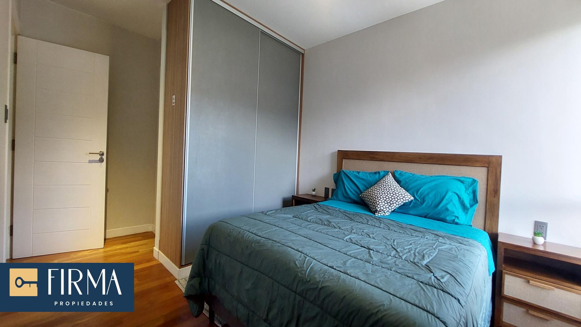 Departamento en San Jorge en La Paz 2 dormitorios 2 baños  Foto 8