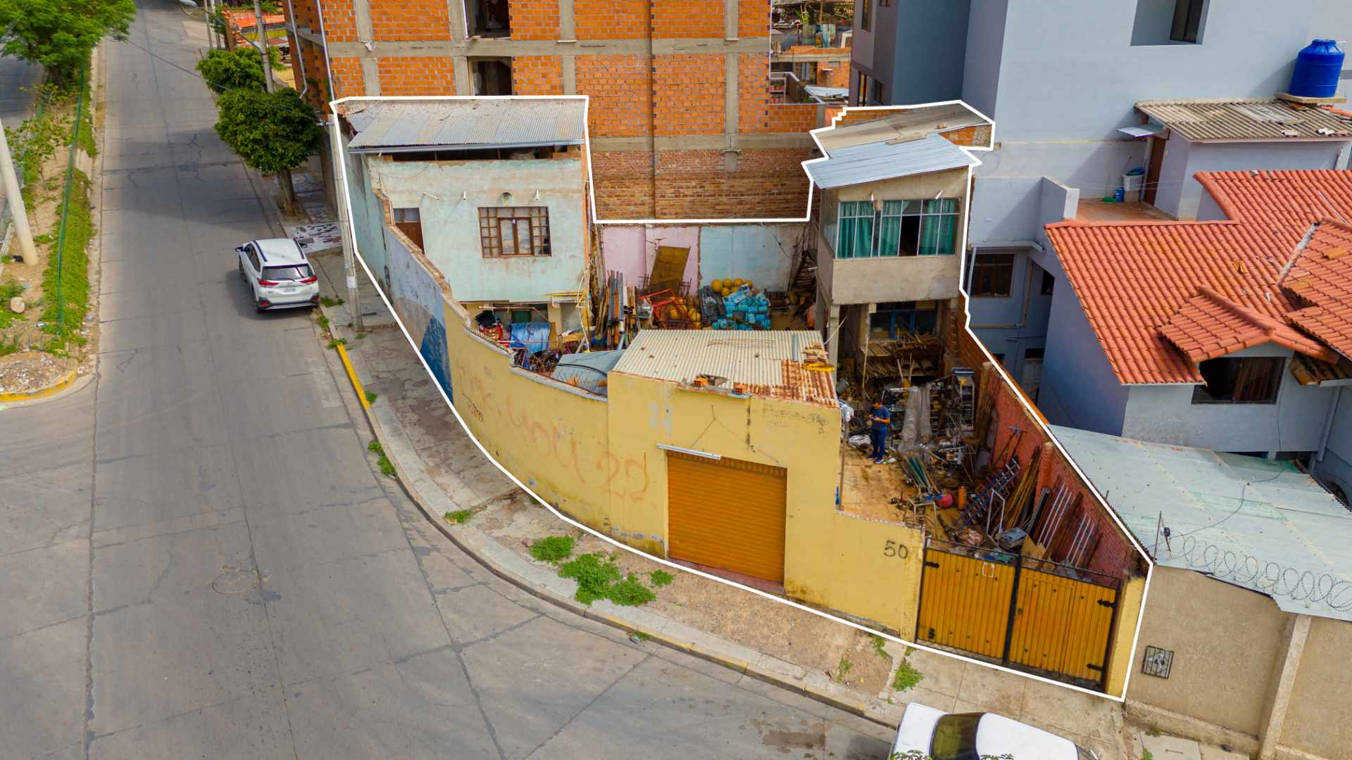 Casa  Av. Los Andes, Esq. Calle Libertad (Av. Siglo XX), a 1 cuadra del Biblioavión de la Av. Suecia. Foto 18