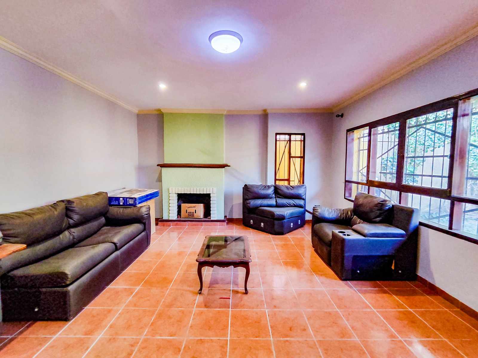 Casa en VentaOPORTUNIDAD!  AV. SANTOS DUMONT Y 2DO ANILLO.!  Foto 6