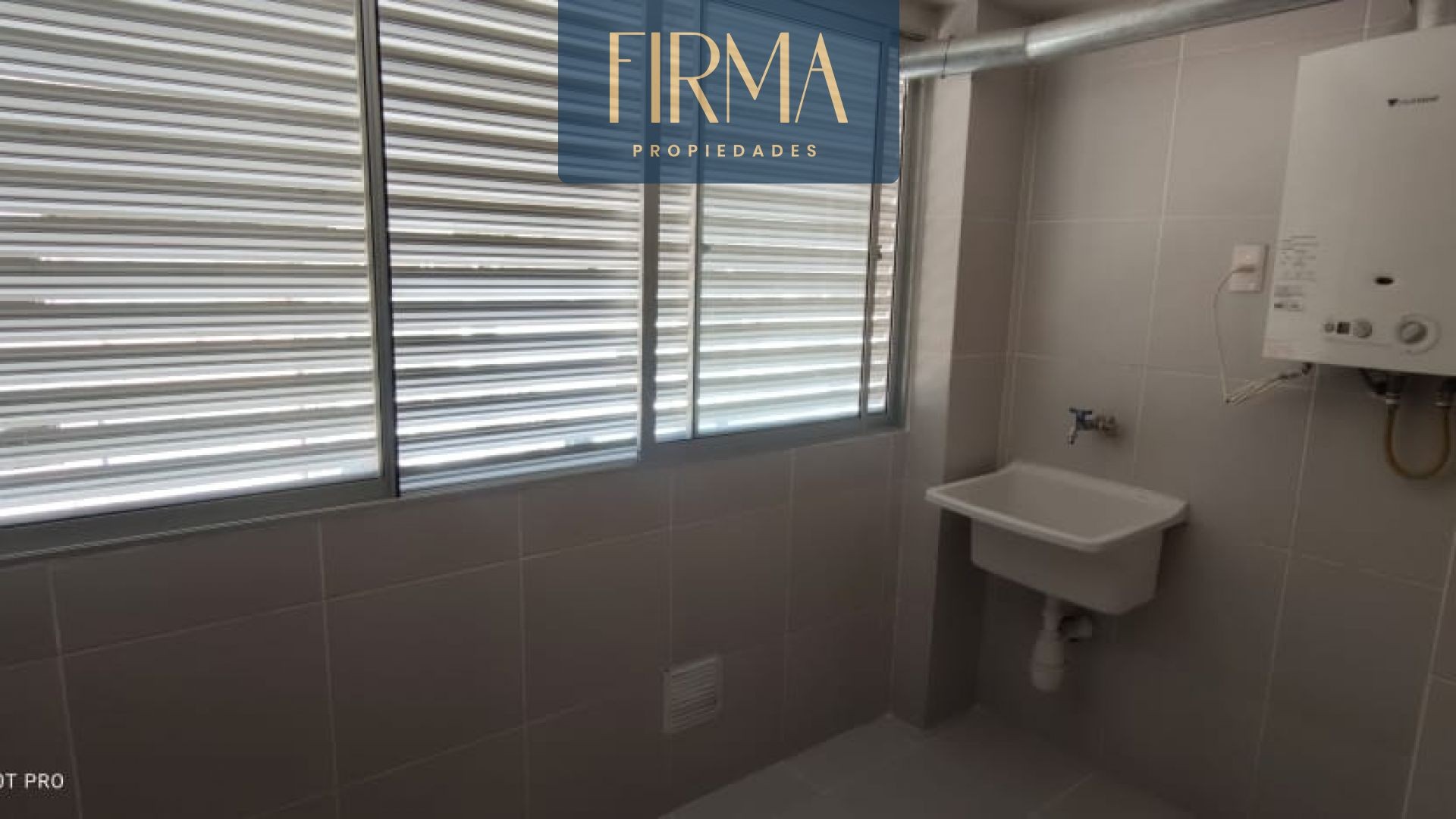 Departamento en AlquilerLOS ALMENDROS A UNA CUADRA DE LA COSTANERA 3 dormitorios 3 baños 1 parqueos Foto 11