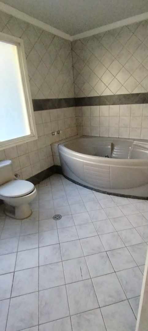 En Alquiler a Bs 18,000 Foto 9