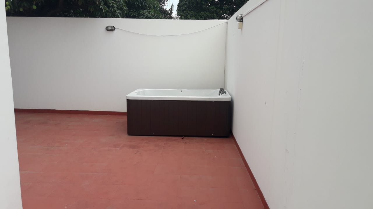 Departamento en AlquilerAvenida Velarde esquina Ana Barba Foto 17