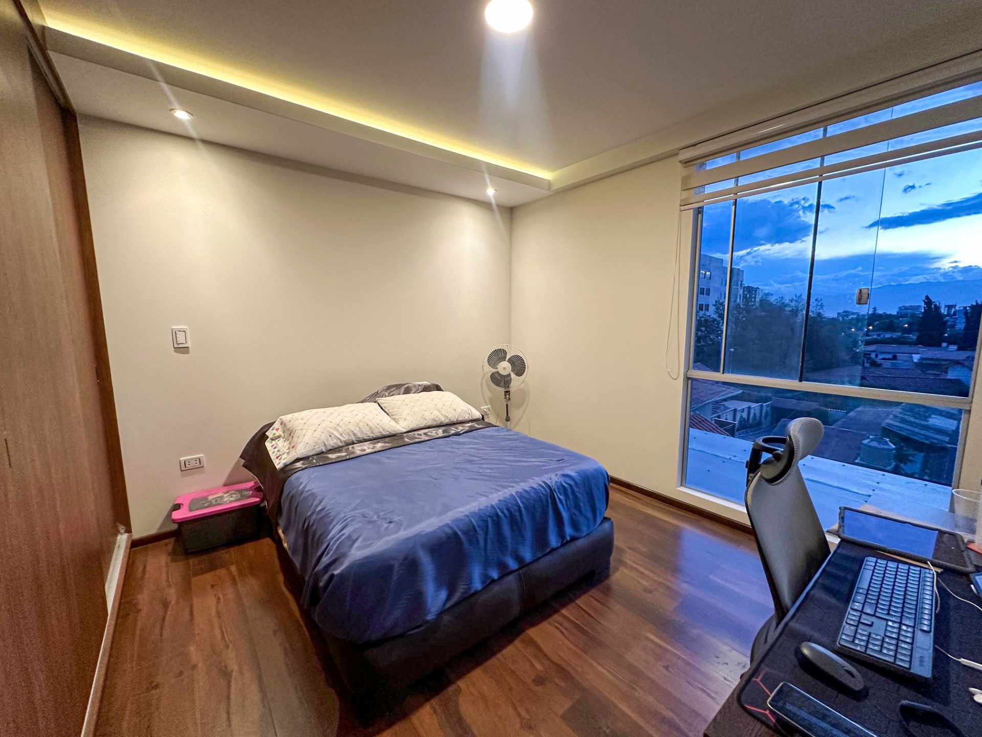 Departamento Edif. Jardines de Aranjuez, A. Quijarro (A 1 Cuadra del parque Fidel Anze). Foto 7