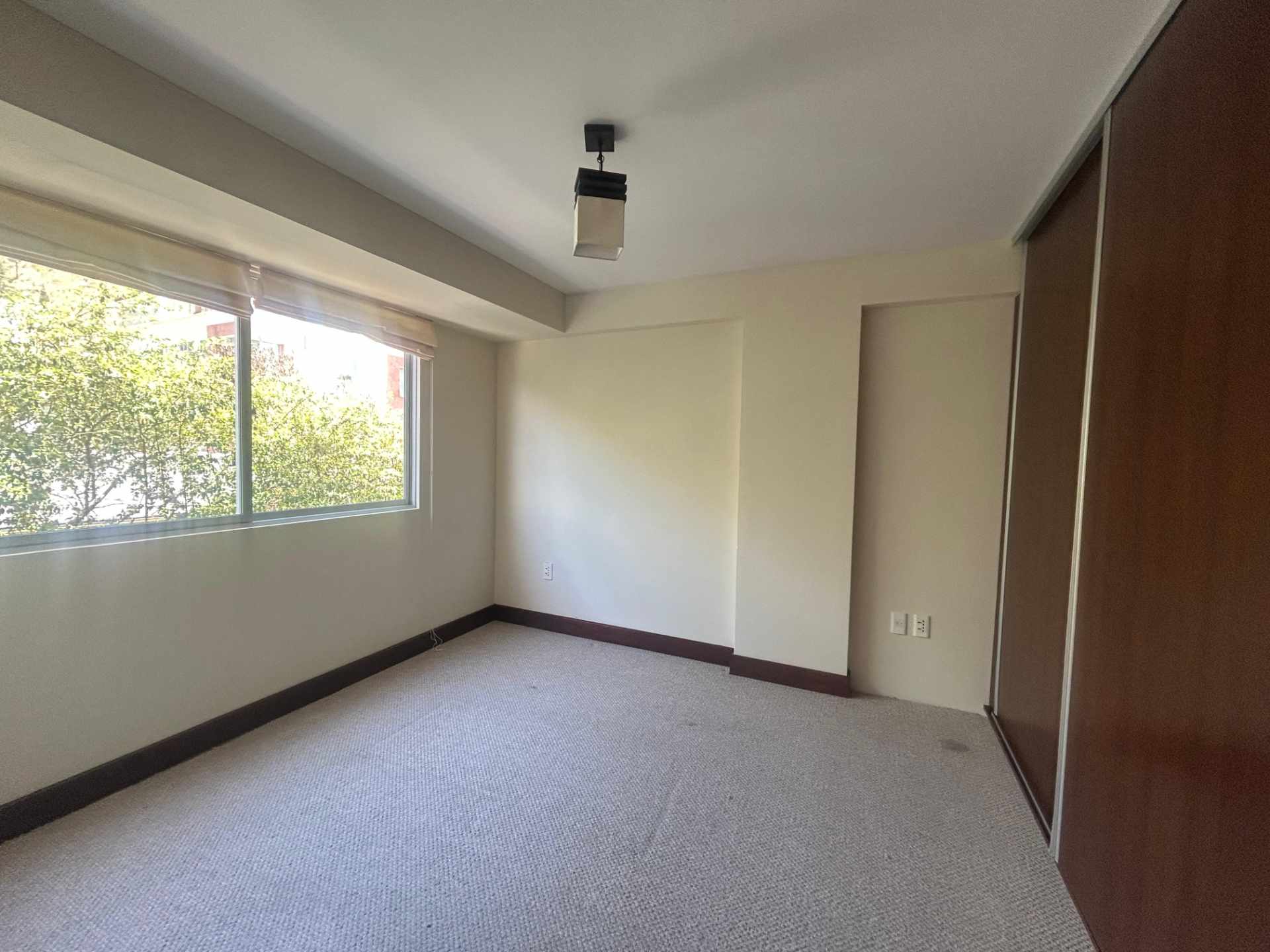 Departamento en VentaDEPARTAMENTO EN VENTA DE 2 DORMITORIOS EN ACHUMANI (SECTOR ASILO) 2 dormitorios 2 baños 1 parqueos Foto 10