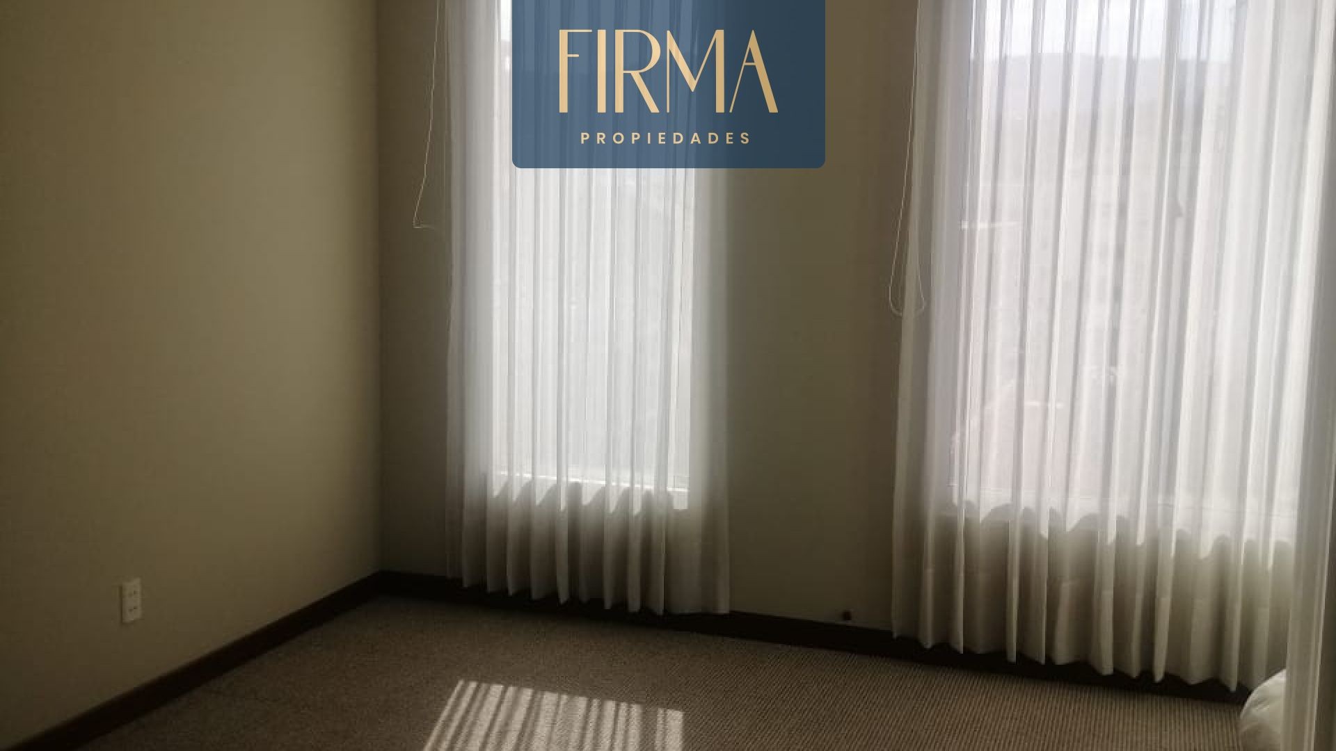 En Alquiler a $us 650 Foto 7