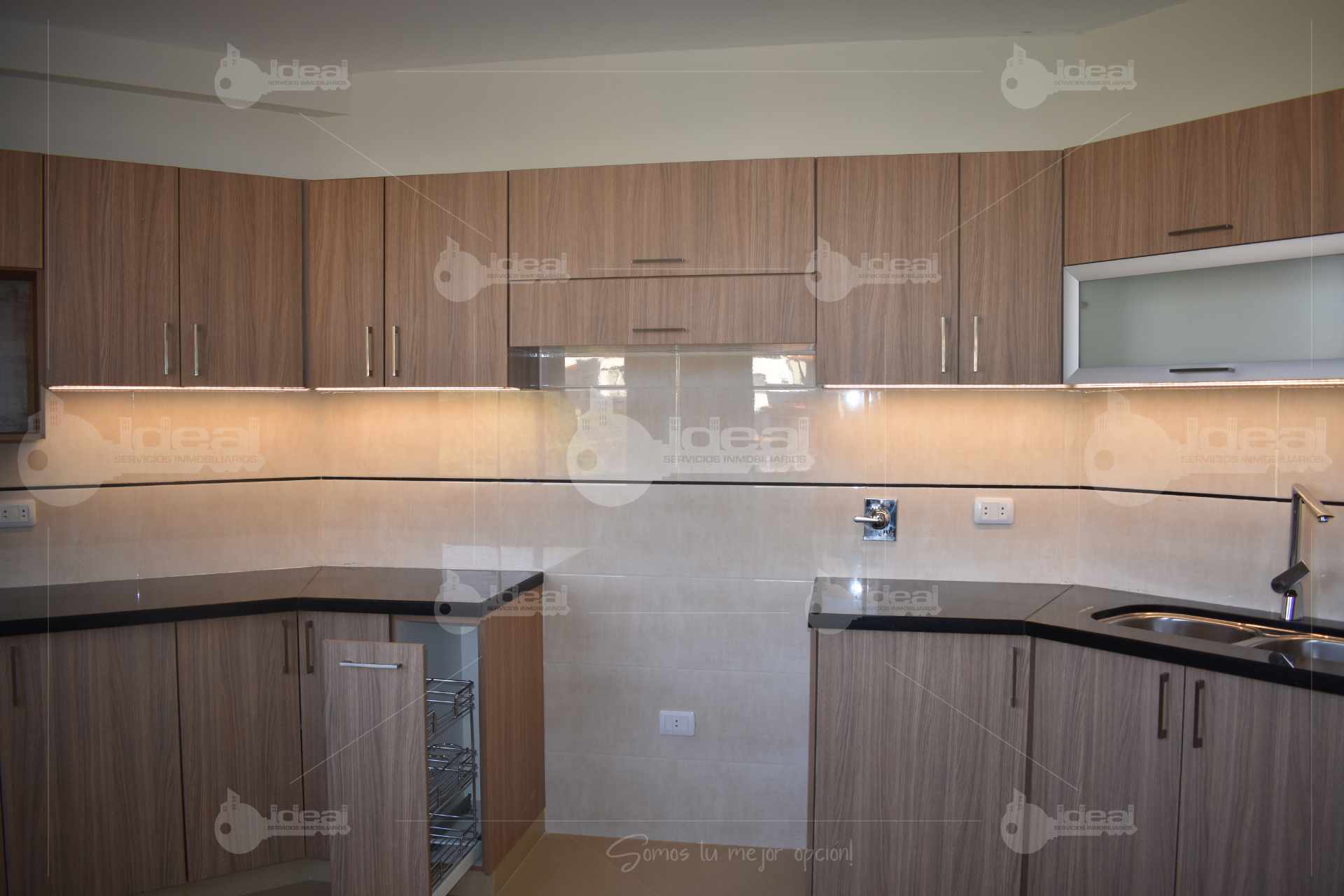 Departamento en VentaDpto inmediaciones urb. el mirador 3 dormitorios 2 baños 1 parqueos Foto 5