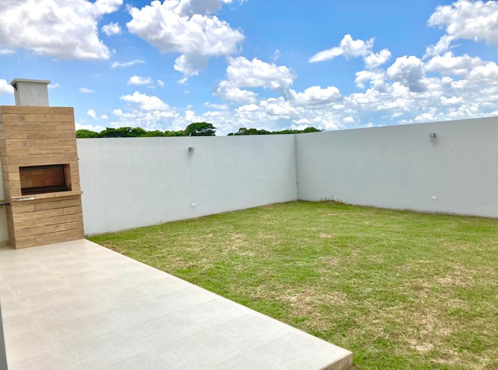 Casa Condominio Kerana 2 . Ubicado en el km 7 de la carretera cotoca entrando por la Av. La casona Foto 4