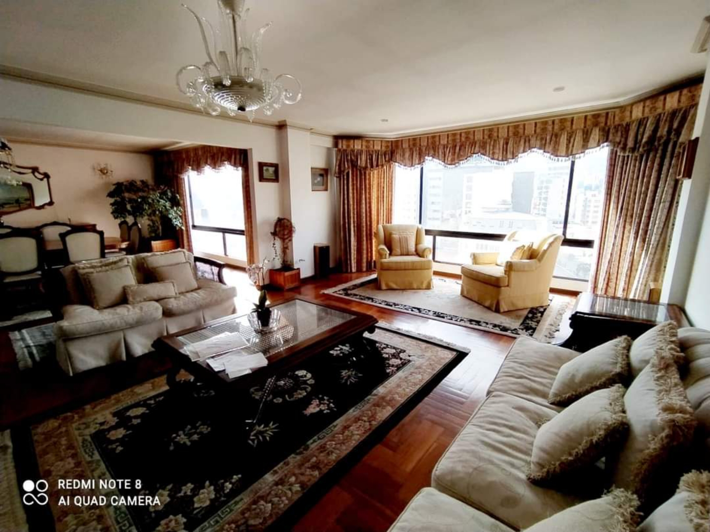 Departamento en Calacoto en La Paz 4 dormitorios 5 baños 2 parqueos Foto 22