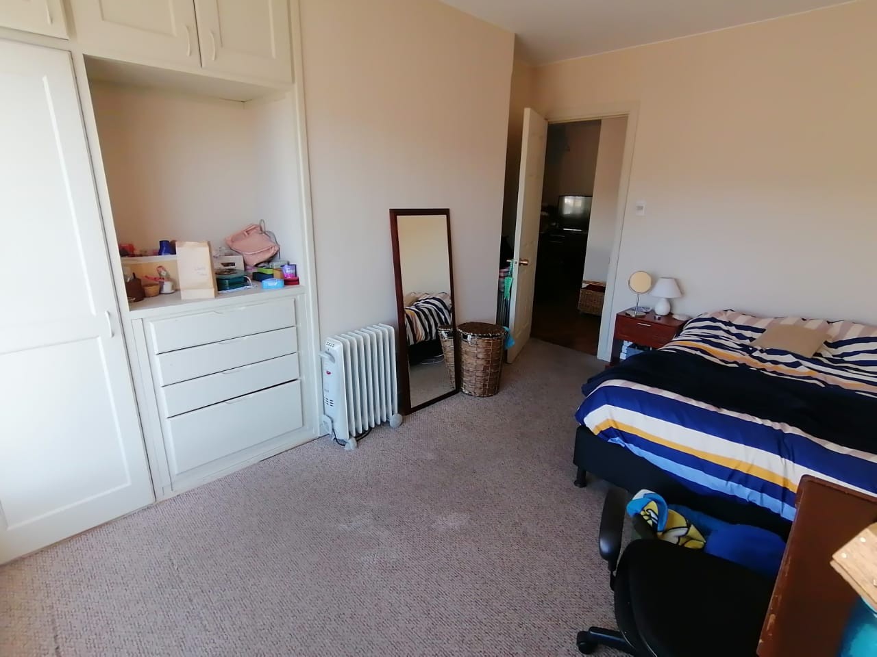 Departamento en VentaDE OCASIÓN!!!  DPTO.   DUPEX  180 mtrs A. AUQUISAMAÑA 3 dormitorios 3 baños 1 parqueos Foto 8