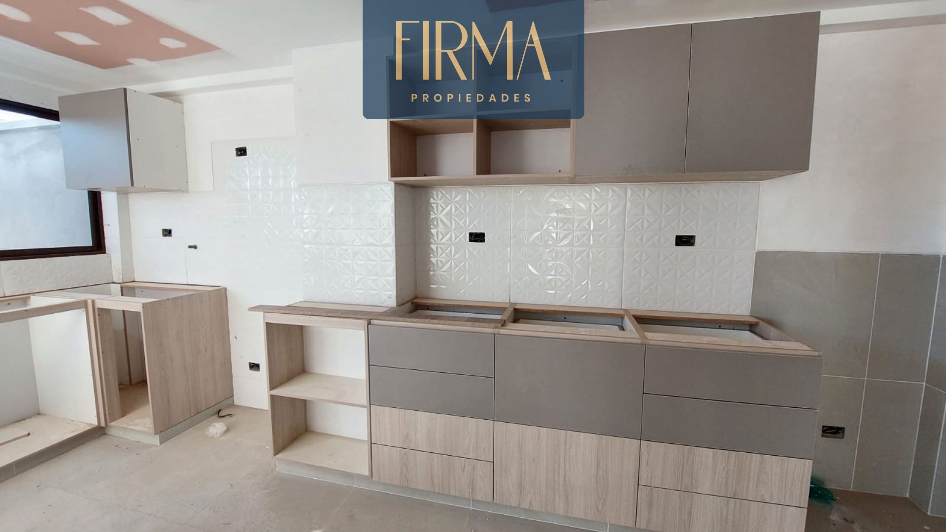 Casa en Achumani en La Paz 4 dormitorios 5 baños 2 parqueos Foto 23