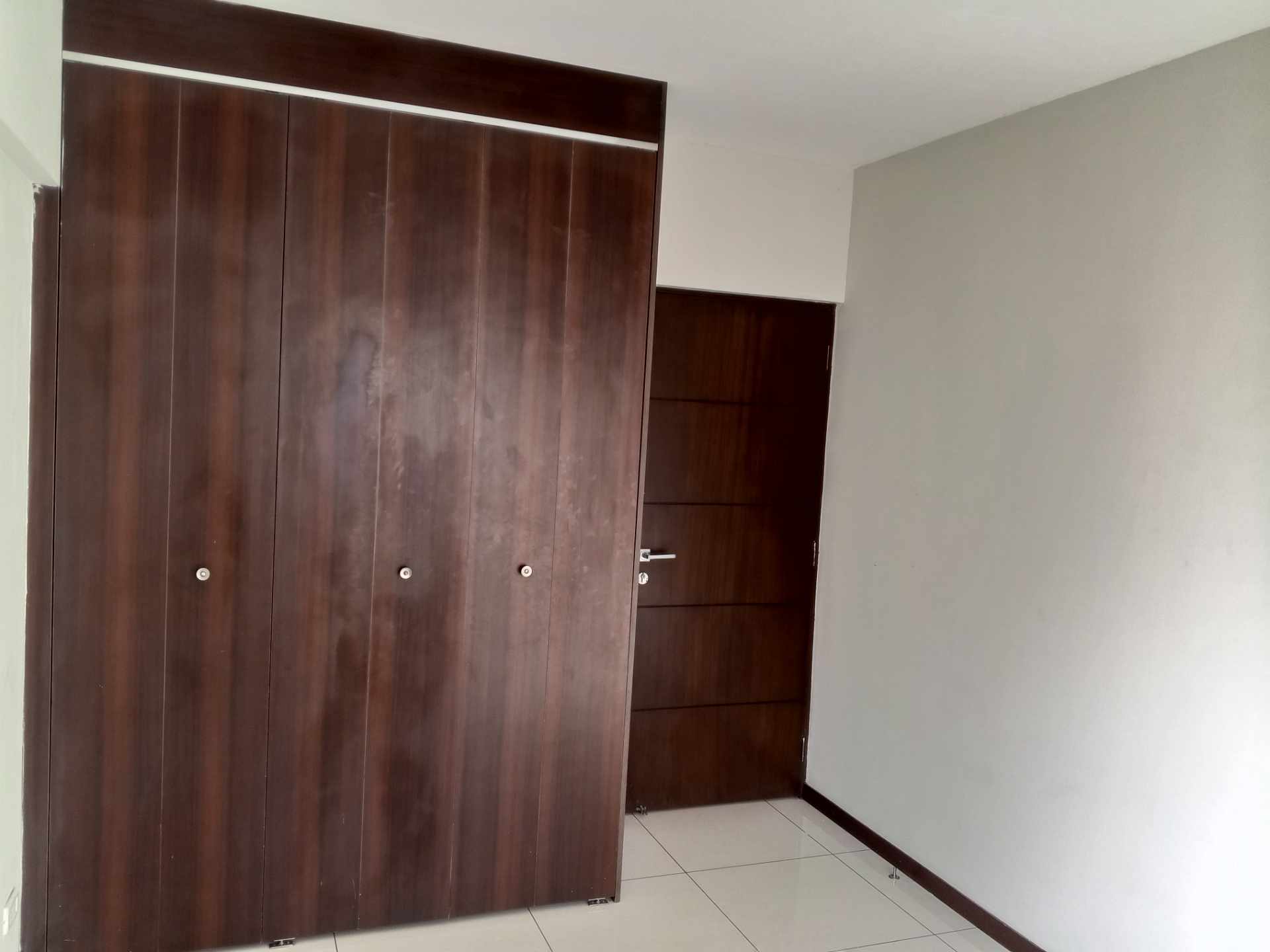 Departamento [CONDOMINIO CURUPAÚ PARAGUÁ| SOBRE AV. PARAGUÁ, A 3 CUADRAS DEL 2DO. ANILLO] DEPARTAMENTO EN VENTA DE 3 DORMITORIOS CON PARQUEO TECHADO Foto 14