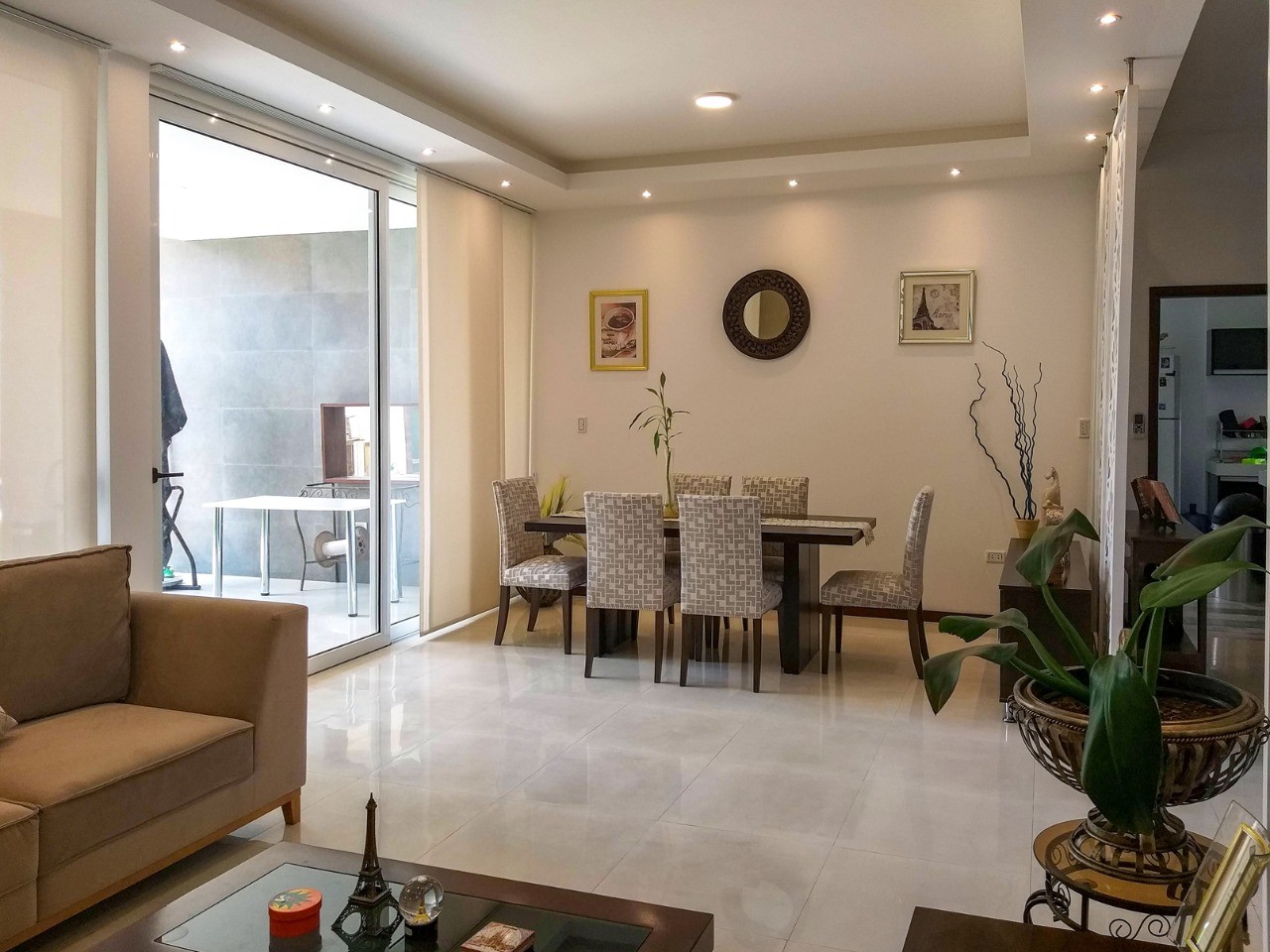 Casa en VentaUrubó. Santa Cruz La Vieja 3 dormitorios 3 baños 4 parqueos Foto 7