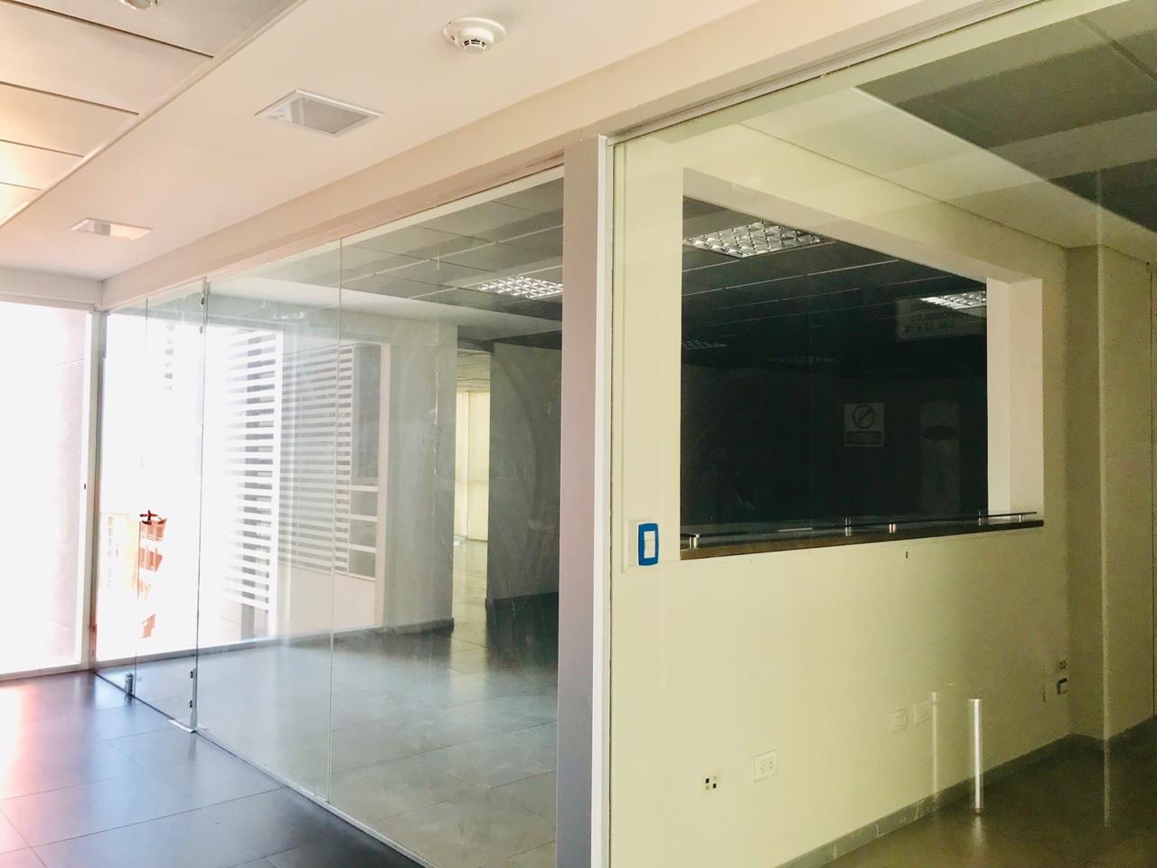 Oficina en VentaAv. San Martin Edificio Torre Duo Foto 12