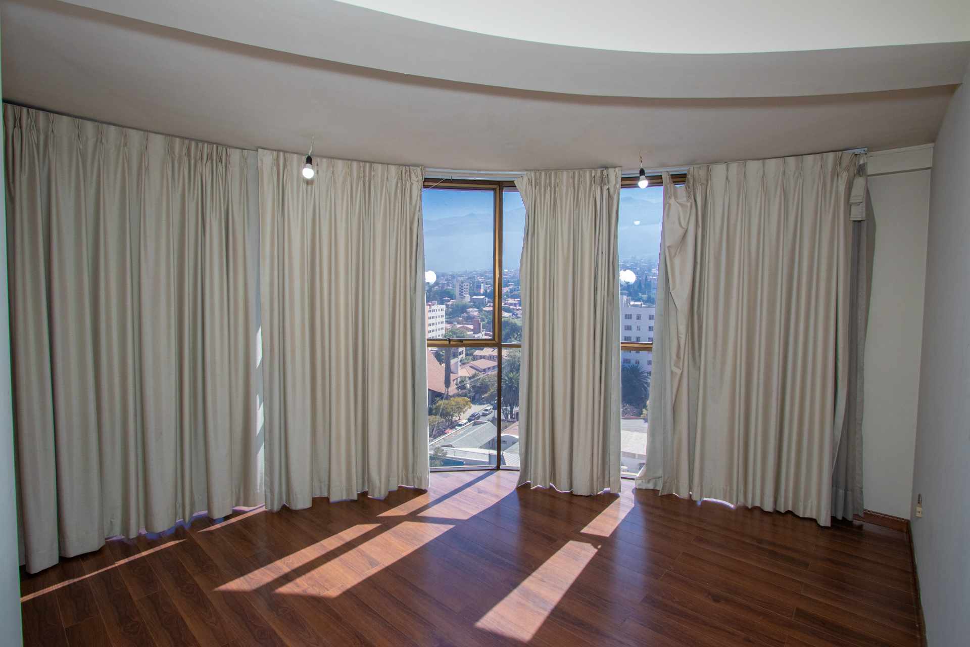 Departamento en Cala Cala en Cochabamba 3 dormitorios 4 baños 1 parqueos Foto 8