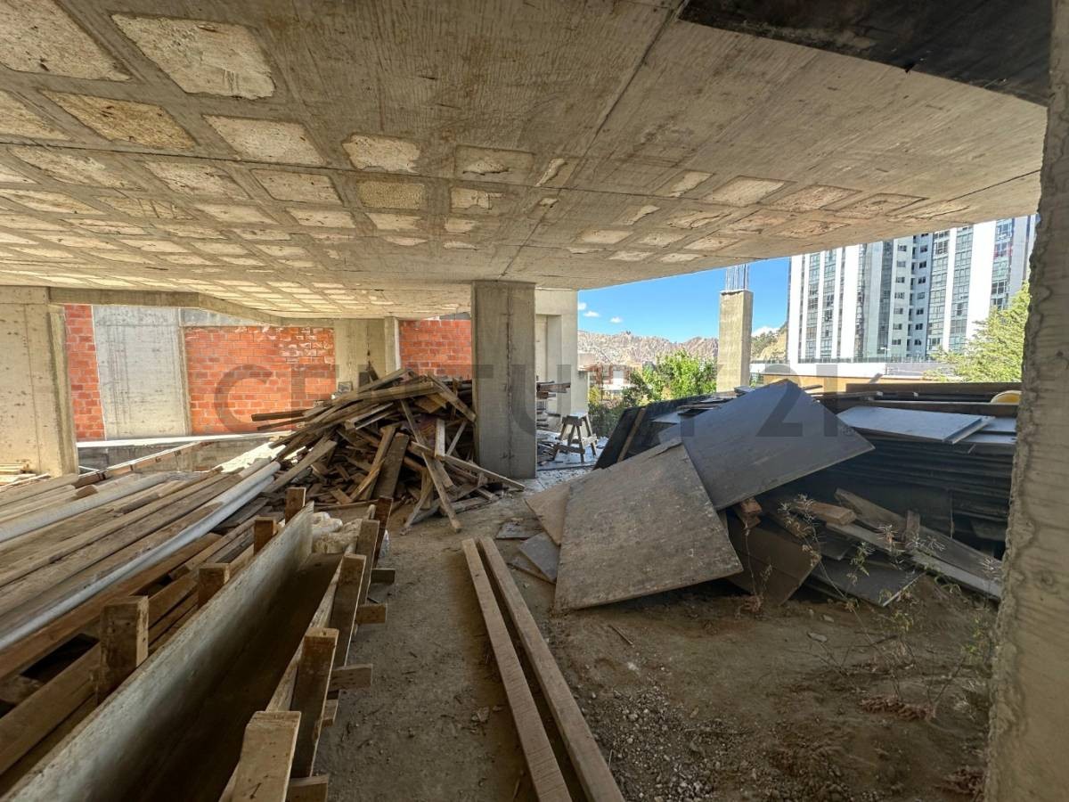 Terreno OBRAJES, CALLE DEMETRIO CANELAS Foto 6