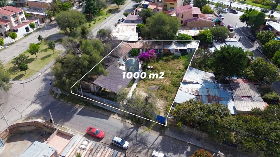 Terreno Av. Calampampa esquina calle Manuel carrasco - a una cuadra de la circunvalación Foto 3