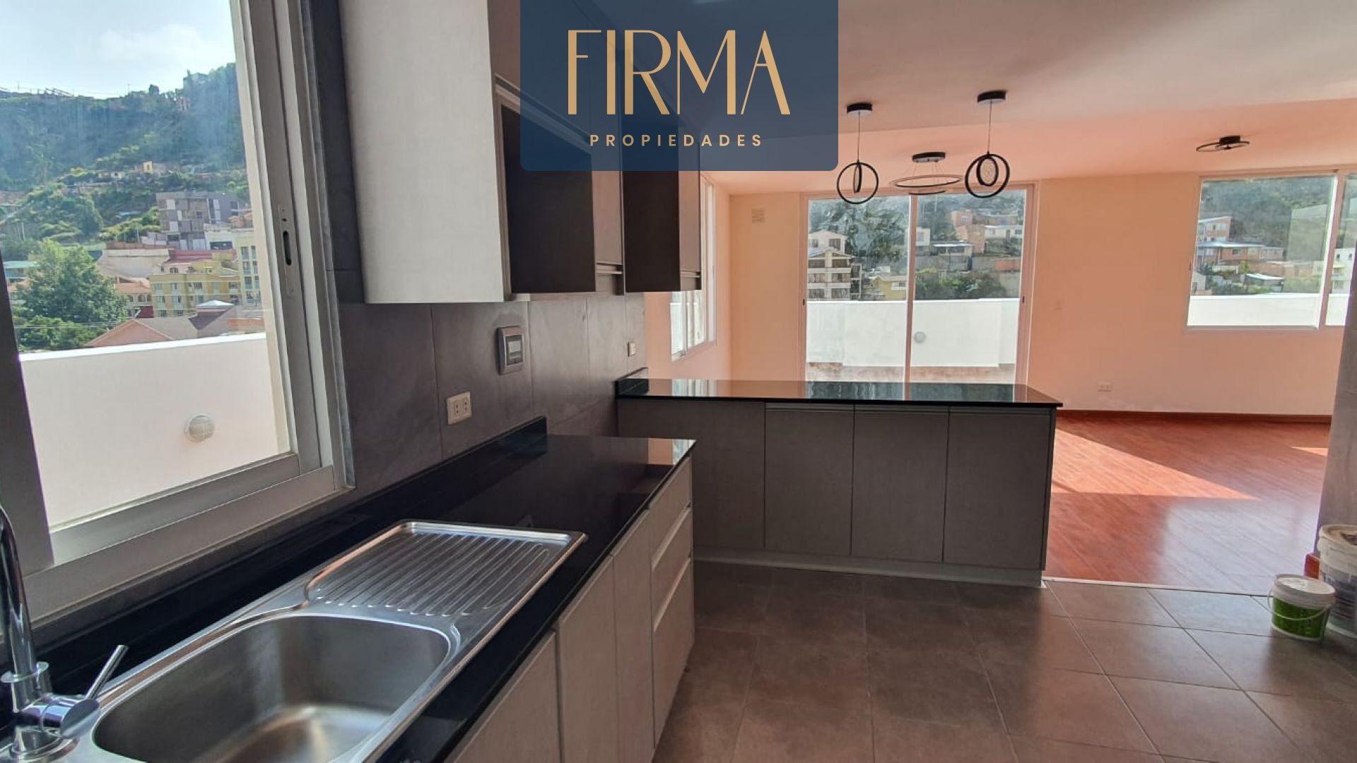 Departamento en Irpavi en La Paz 3 dormitorios 3 baños 2 parqueos Foto 6