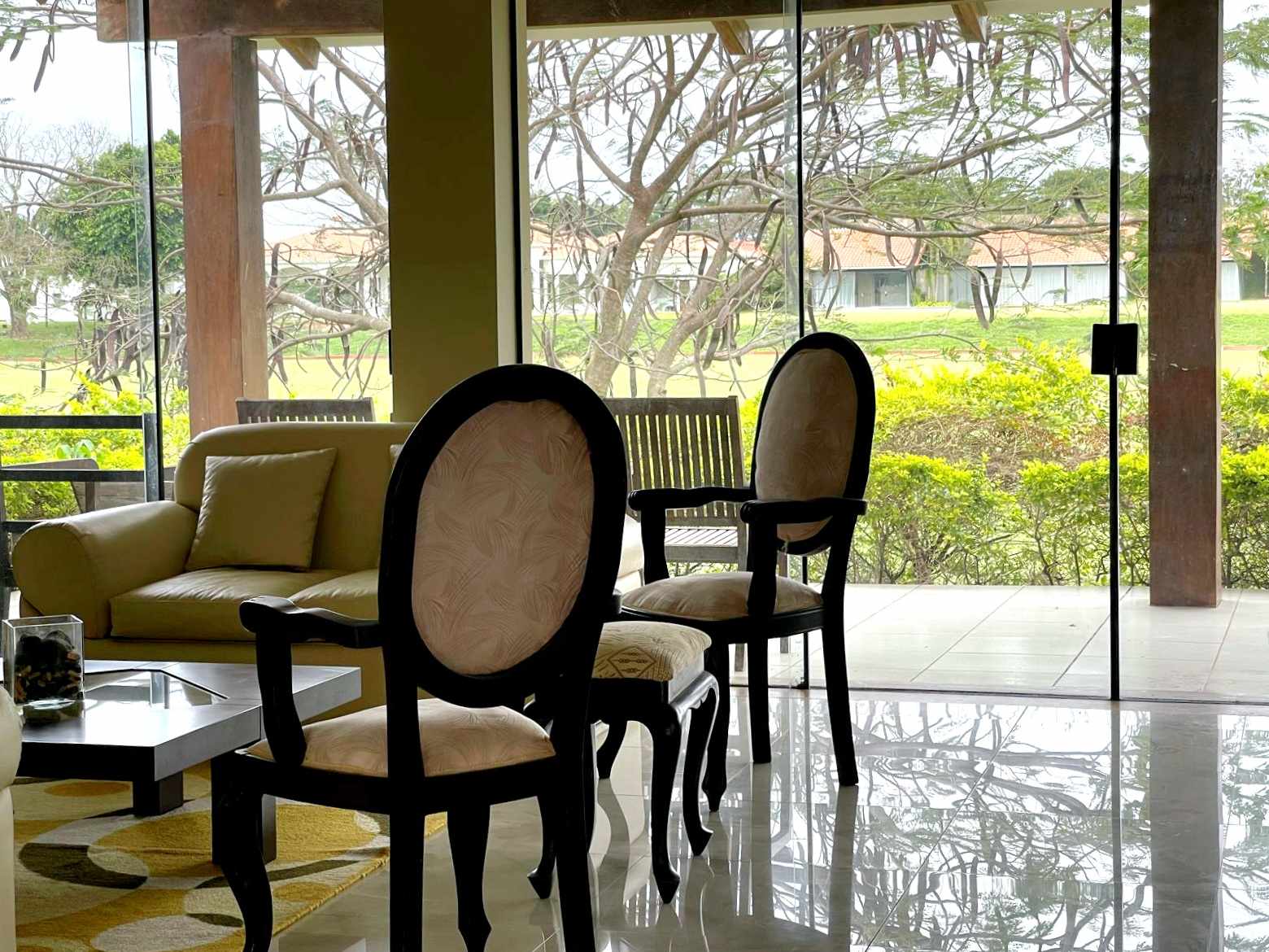 Casa en VentaZona Norte
Condominio Polo Country 5 dormitorios 6 baños 4 parqueos Foto 4