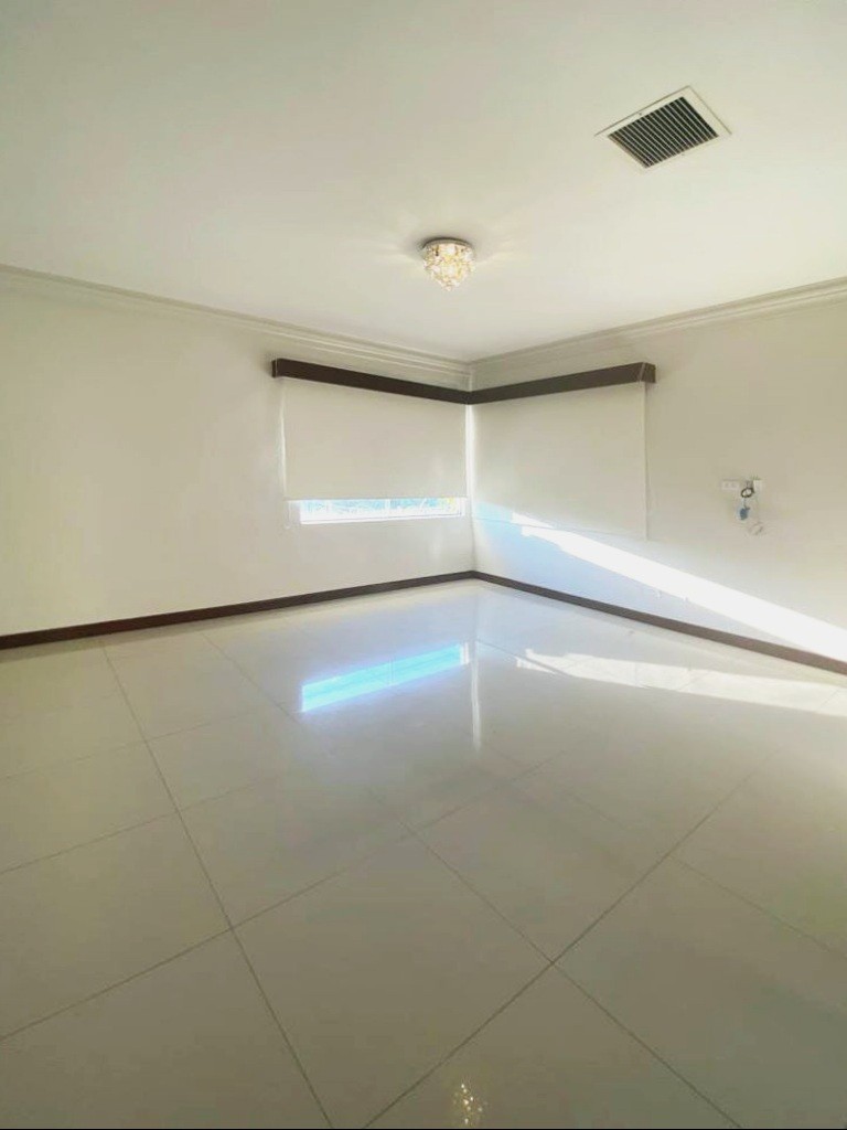 Casa Las Palmas
Zona Residencial Foto 21