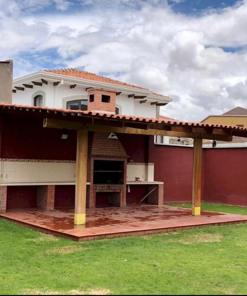 Casa AUQUISAMAÑA, a pasos de San Miguel Foto 4