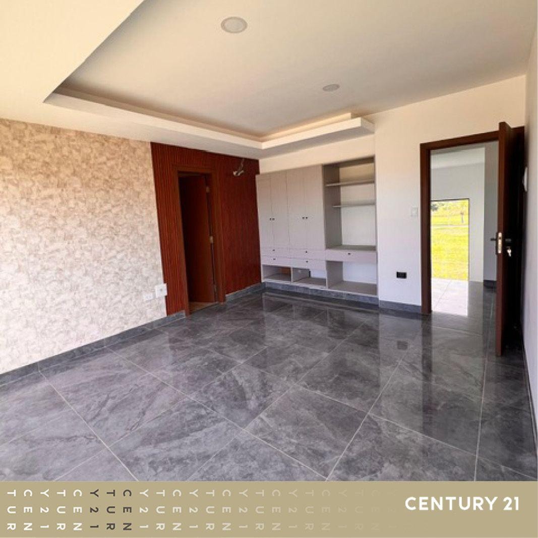 En Venta a $us 240,000 Foto 13