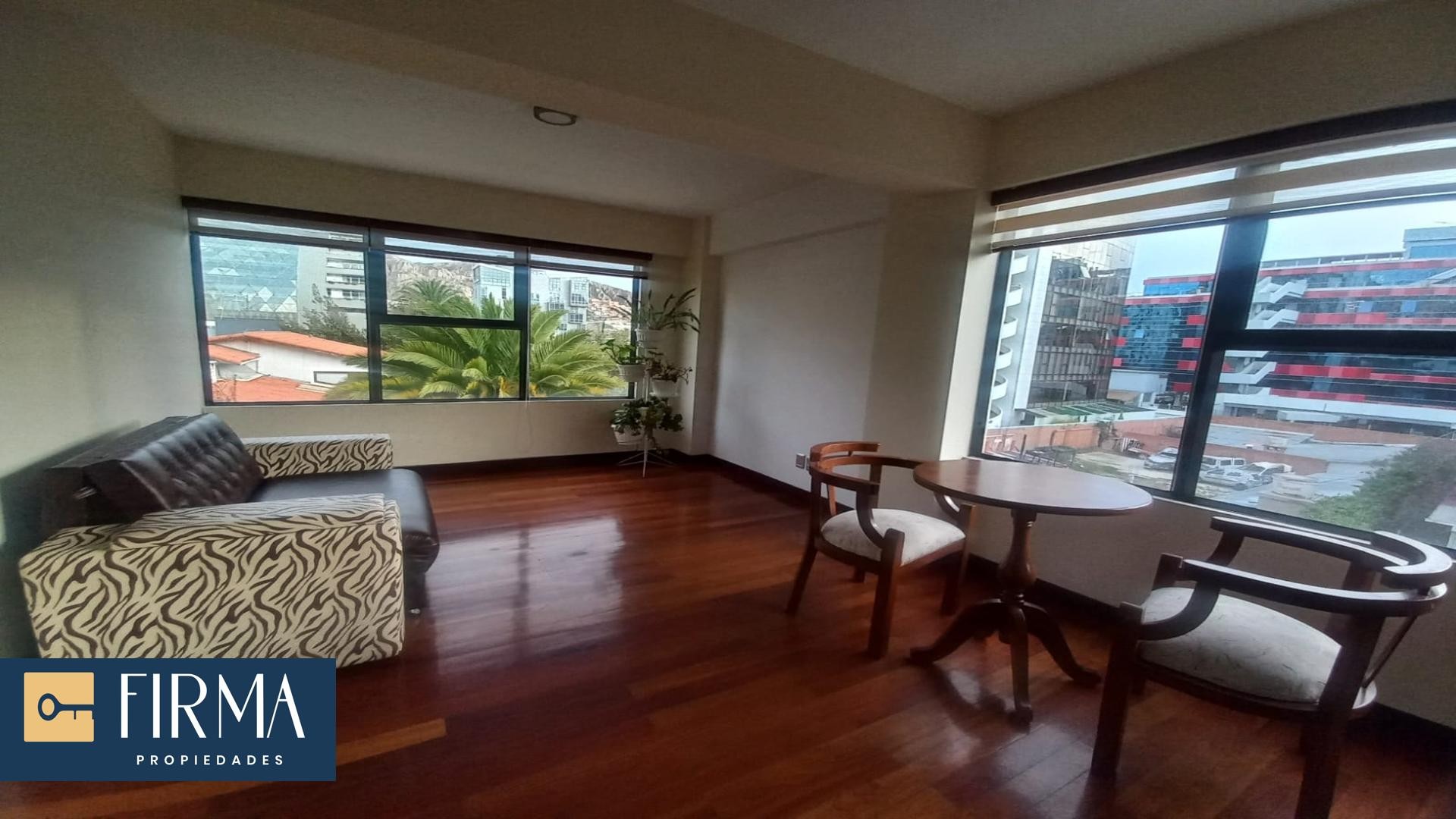 Departamento en Alquiler DEPARTAMENTO EN AQUILER AMPLIO AMOBLADO Y TOTALMENTE EQUIPADO EN CALACOTO 3 dormitorios 3 baños 1 parqueos Foto 8
