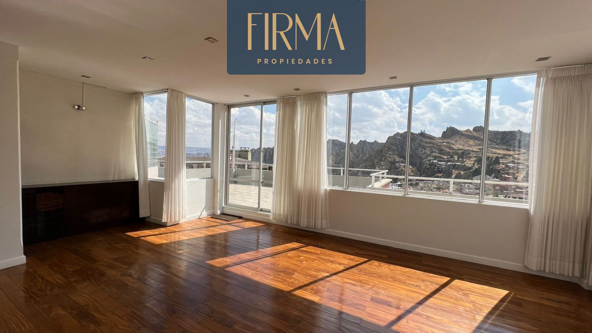 Departamento en Achumani en La Paz 3 dormitorios 5 baños 3 parqueos Foto 21