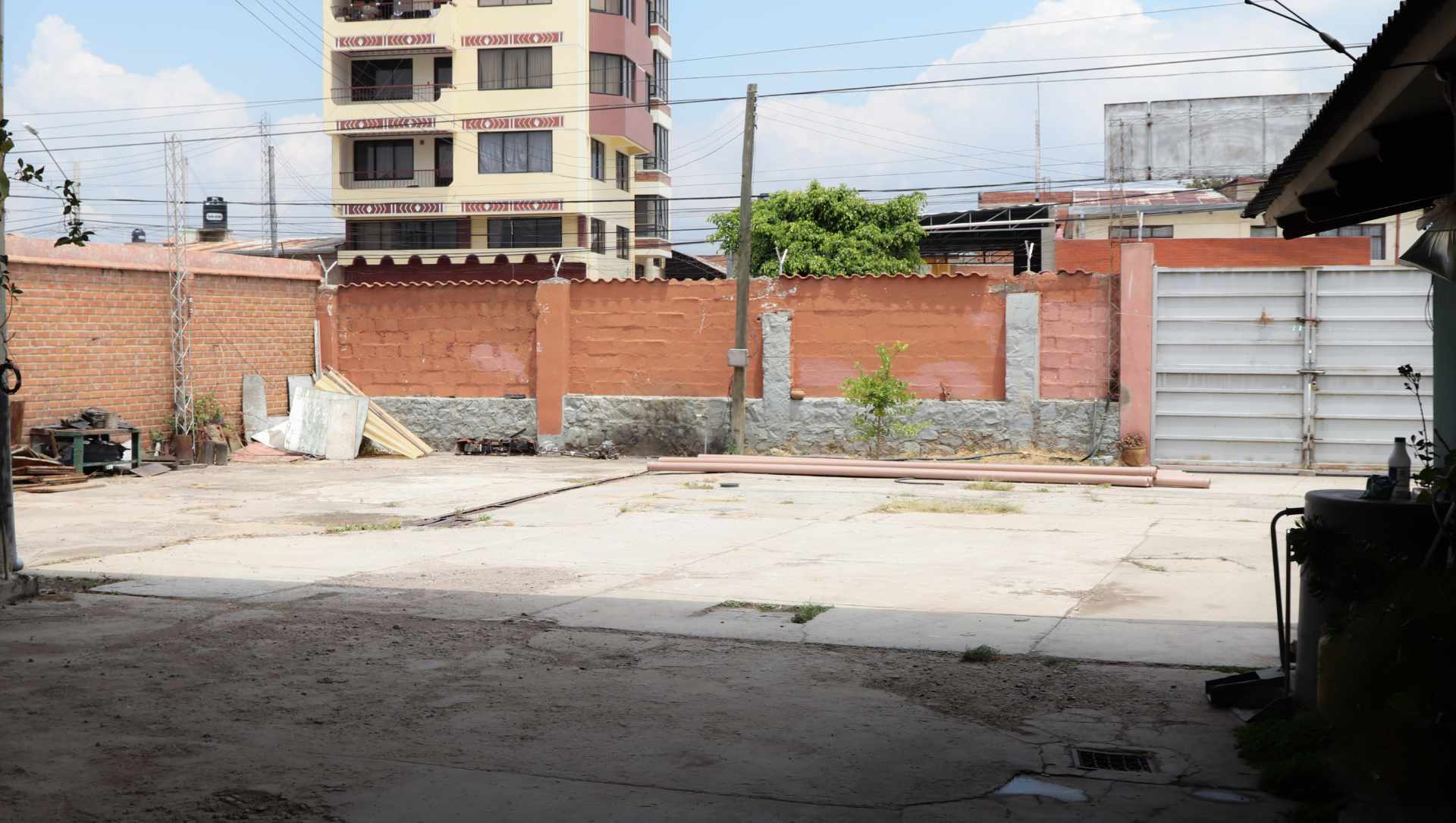 Terreno en VentaAv. Daniel Campos esq. Calle acre    Foto 4