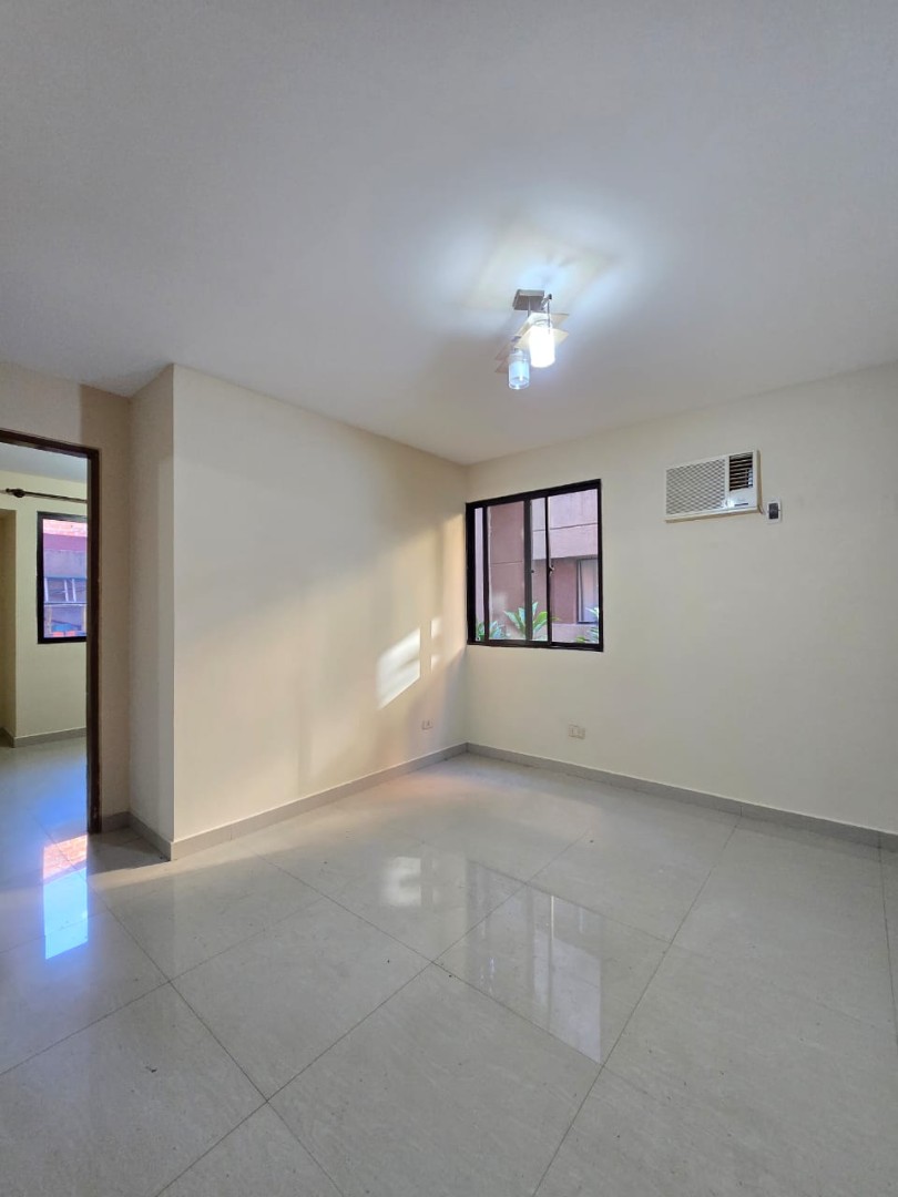 Departamento en AlquilerDEPARTAMENTO EN ALQUILER EN PLANTA BAJA CENTRICO Foto 10