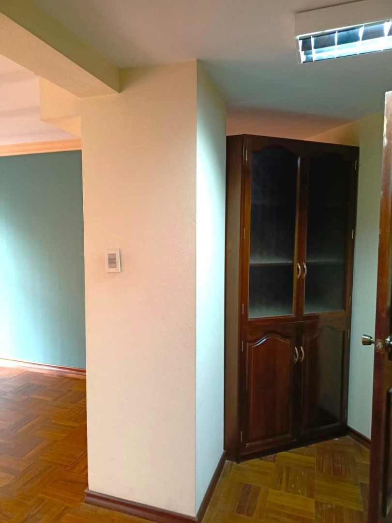 Oficina en VentaCONSULTORIO EN VENTA AV. ARCE Foto 15
