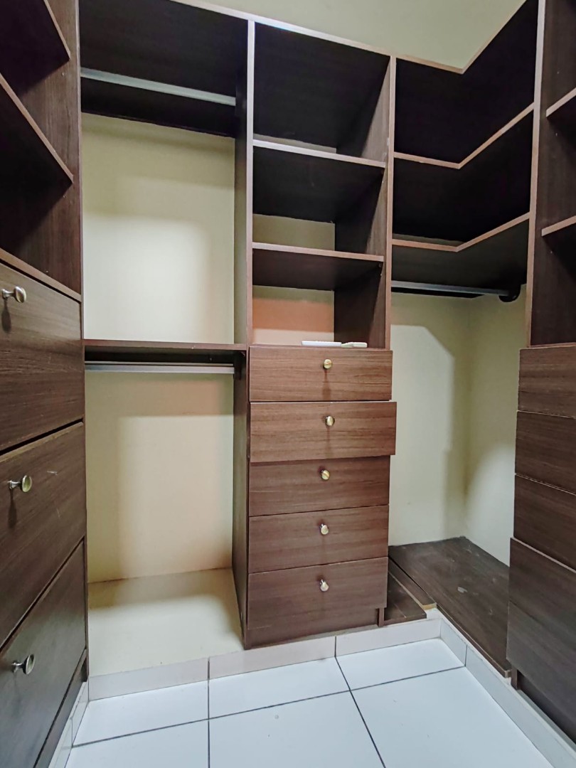 Casa en AlquilerZona Norte
Condominio La Fontana de la Riviera  3 dormitorios 2 baños 2 parqueos Foto 3