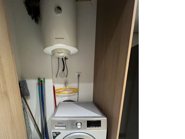 Departamento en AlquilerCondominio Onix, ubicación top y exclusiva en Equipetrol Norte, próximo a Manzana 40, Hotel Camino Real, Supermercados Hipermaxi, Shopping Fidalga, Mall Ventura, bancos, farmacias, cafés y restaurantes. Cerca de todo a pie. 1 dormitorios 1 baños 1 parqueos Foto 3