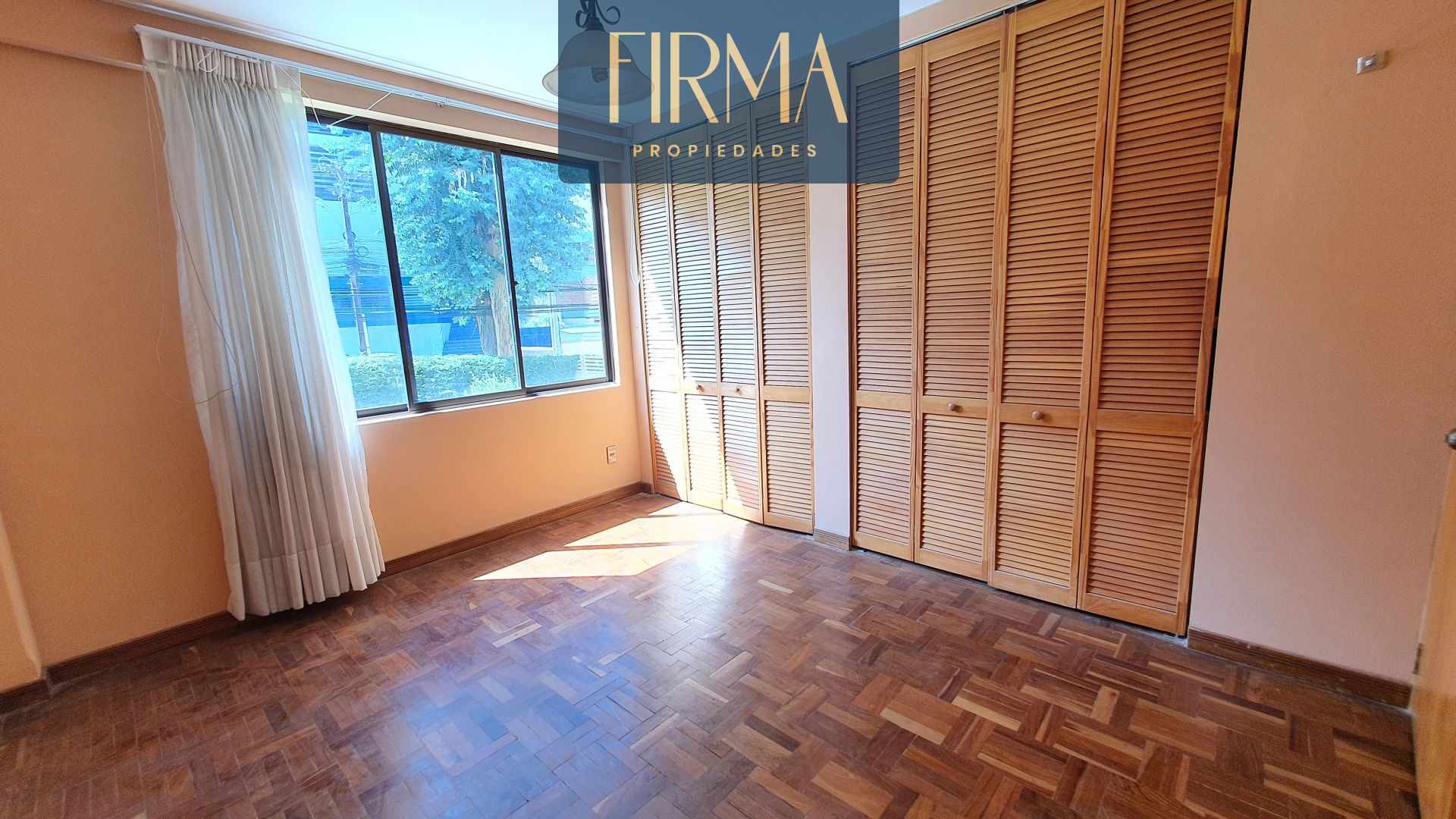 Departamento en VentaLOS PINOS FRENTE A IMPUESTOS NACIONALES 3 dormitorios 4 baños 1 parqueos Foto 8