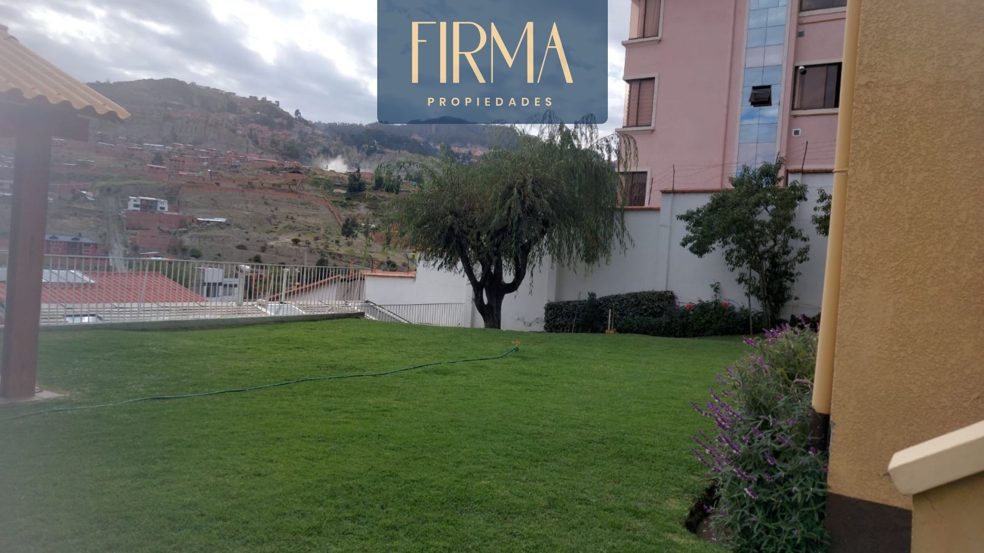 Casa en VentaIRPAVI CALLE 1 DEL VERGEL 4 dormitorios 5 baños 3 parqueos Foto 24