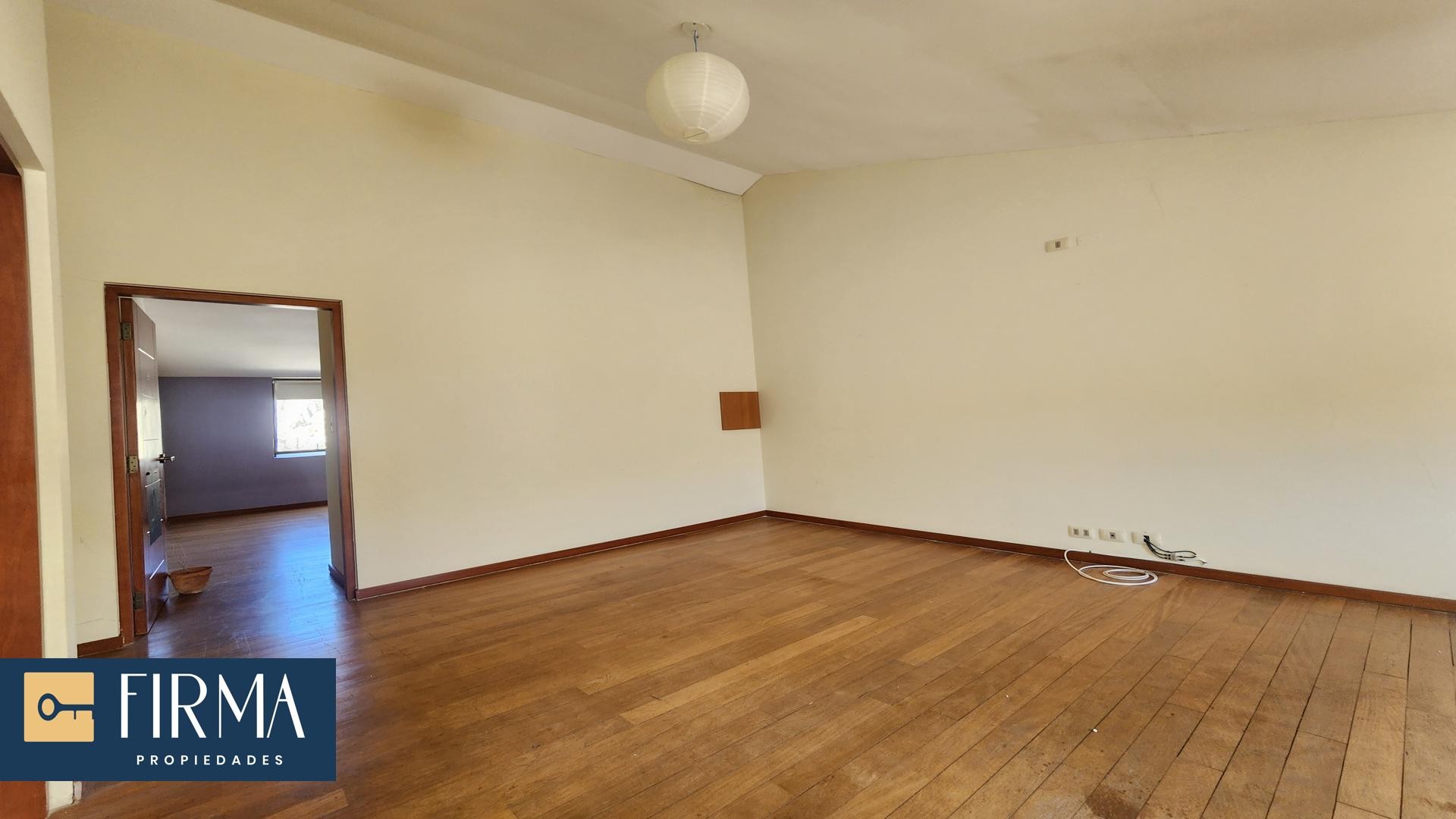 Departamento en Achumani en La Paz 4 dormitorios 5 baños 2 parqueos Foto 9