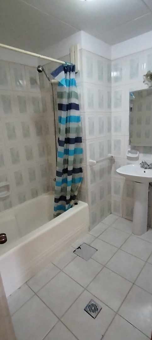 Departamento en AlquilerCALACOTO URB. NUEVOS PINOS 3 dormitorios 4 baños  Foto 3