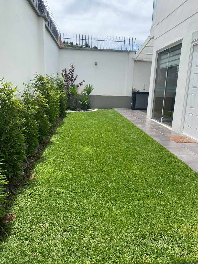 Casa en VentaBELLA CASA EN VENTA  4 dormitorios 3 baños 3 parqueos Foto 3