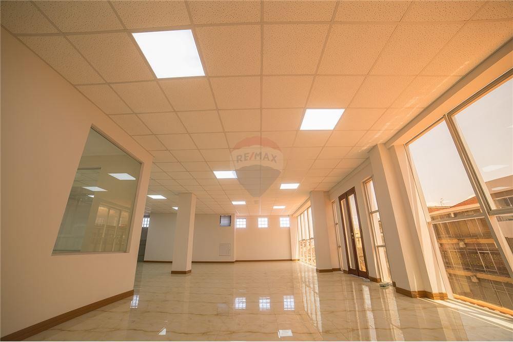 Oficina Jordan y Esteban Arze - Centro - Cochabamba, Cercado Foto 2