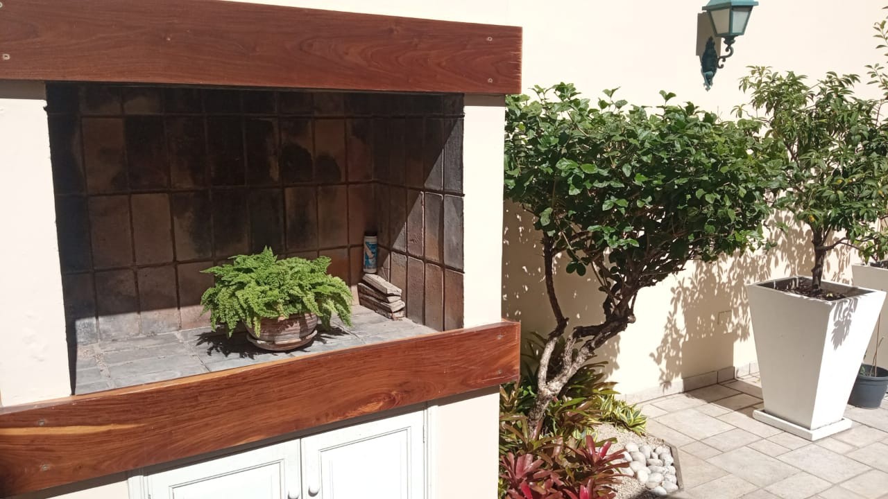 Casa Barrio Equipetrol 2do anillo Foto 3