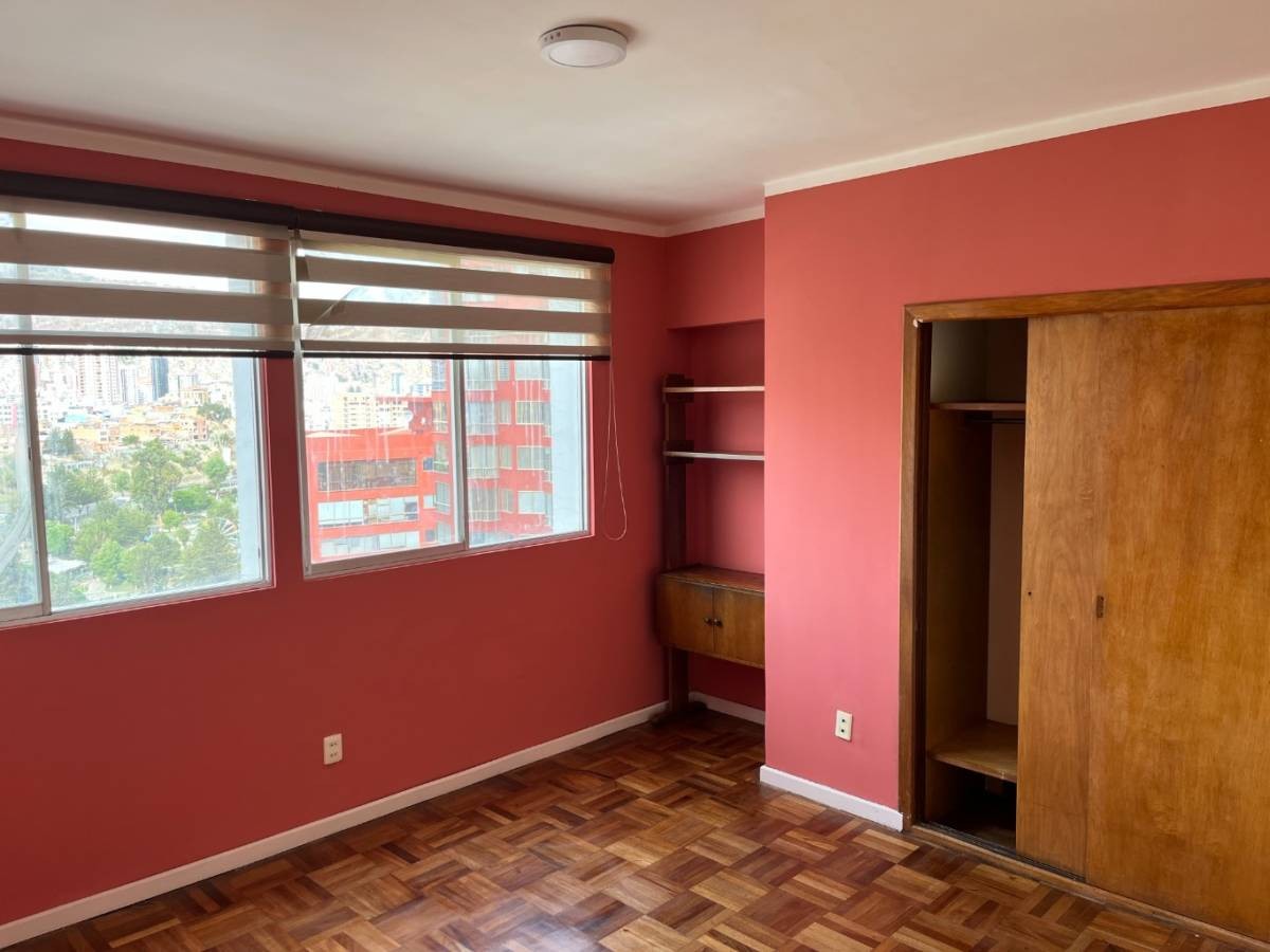 En Alquiler a Bs 4,500 Foto 4