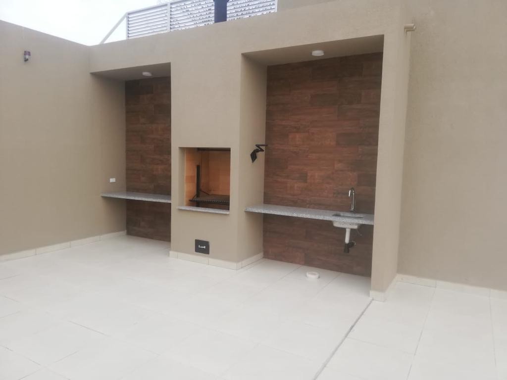 Casa en Entre 6to y 7mo anillo Oeste en Santa Cruz de la Sierra 3 dormitorios 3 baños 2 parqueos Foto 12
