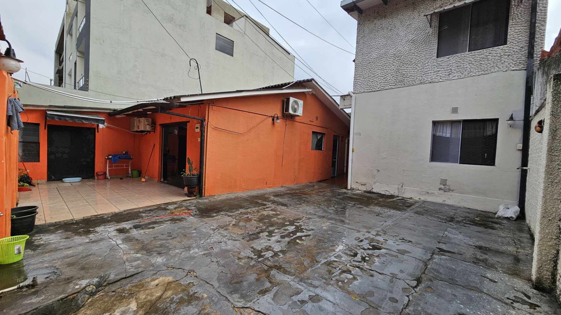 Casa AVENIDA CENTENARIO ENTRRE 2DO Y 3ER ANILLO Foto 1