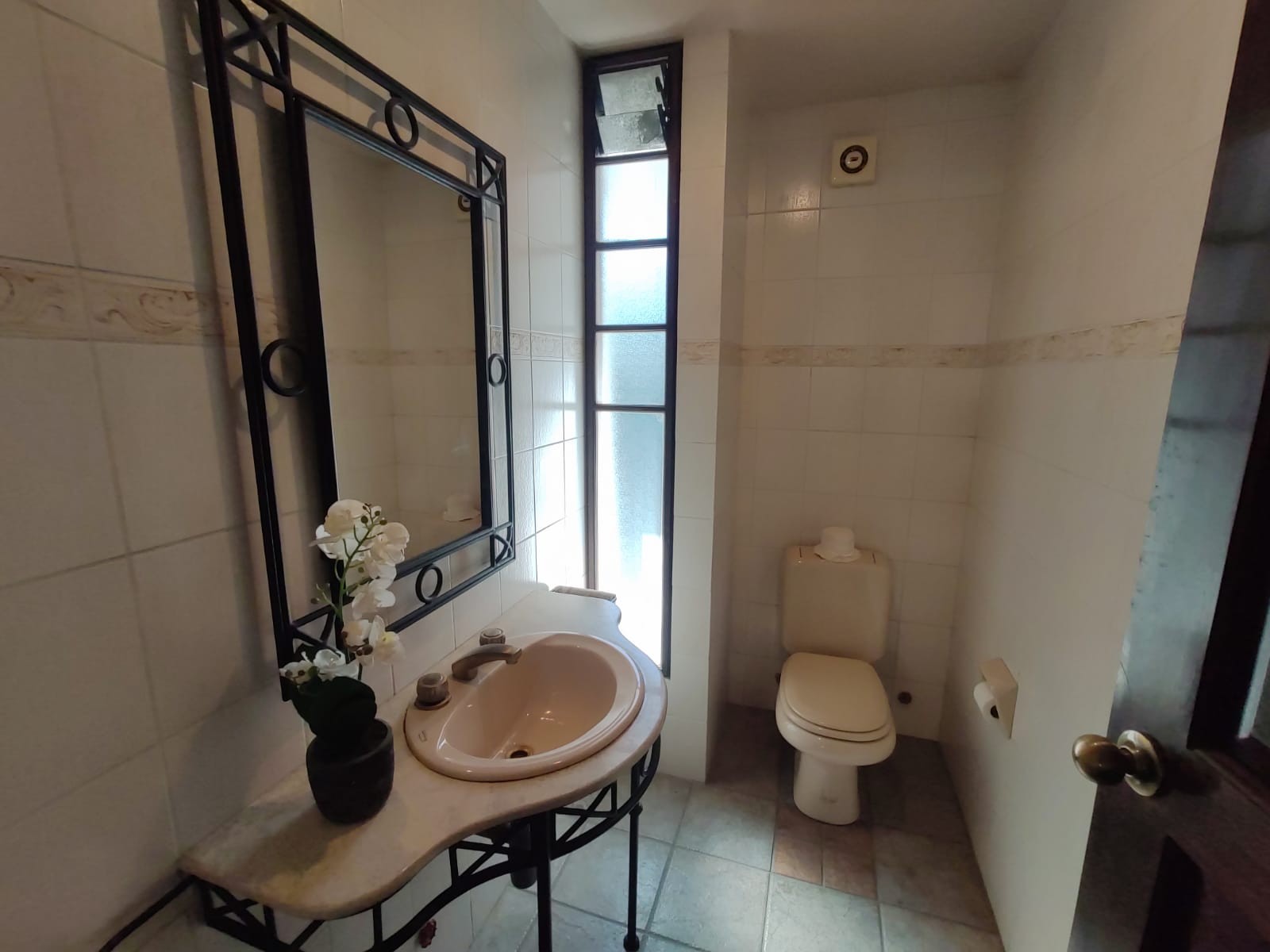 Casa en Achumani en La Paz 5 dormitorios 4 baños 3 parqueos Foto 14