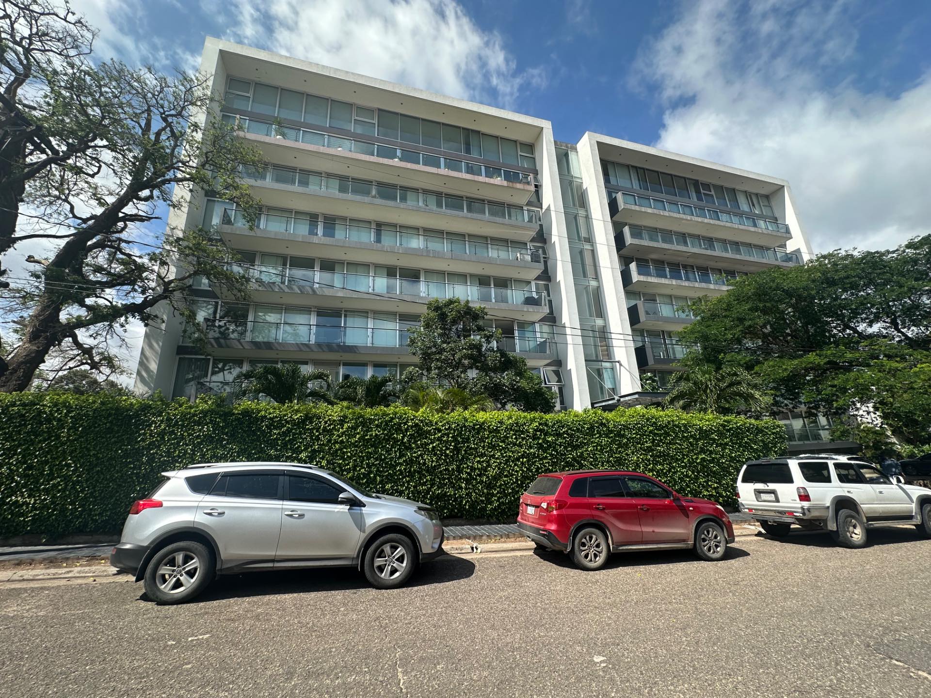 Departamento EDIFICIO TORRES DE LA SIERRA Foto 1