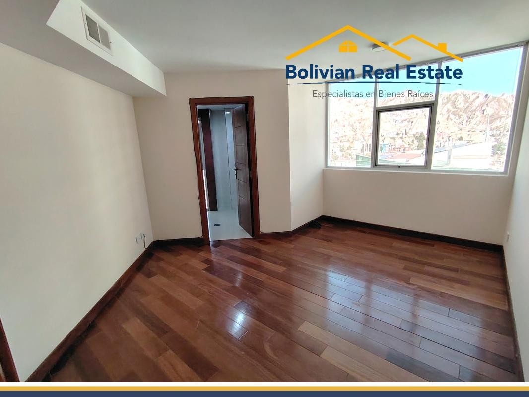 Departamento en AlquilerCALACOTO AV. BALLIVIAN MODERNO Y ELEGANTE DEPARTAMENTO EN ALQUILER  Foto 11