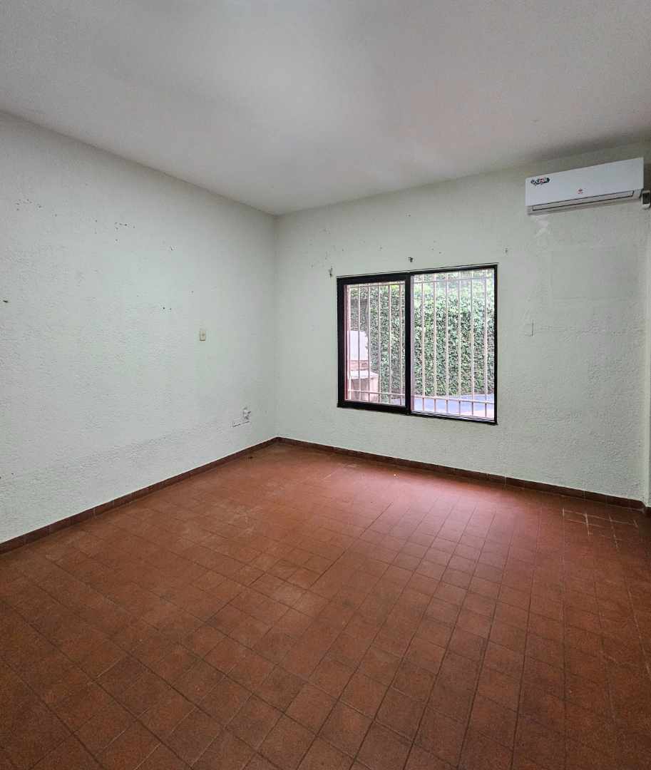 Casa Av. IBERICA - Barrio LAS PALMAS  Foto 14