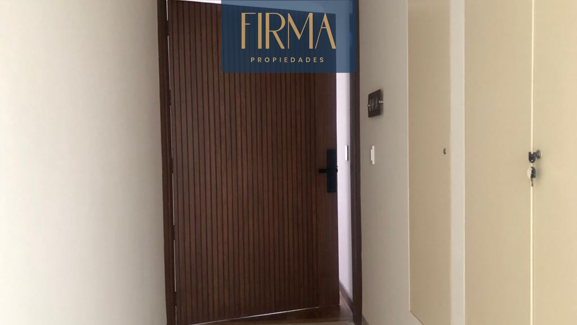 Departamento CALLE 24 DE CALACOTO CONDOMINIO PINOS NORTE Foto 3