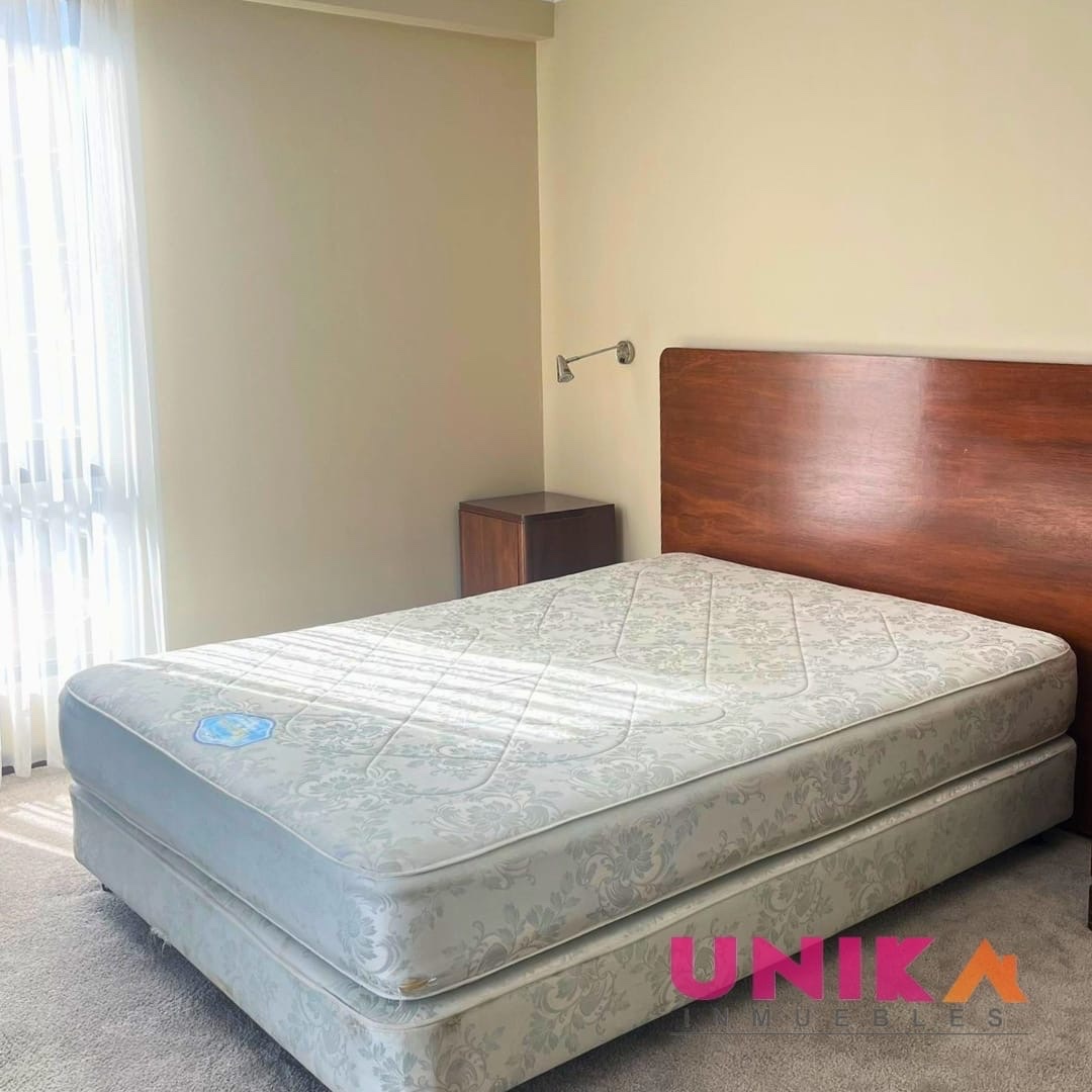 Departamento en AlquilerHermoso Penthouse Duplex Semi Amueblado, con lindas vista , Calacoto  3 dormitorios 4 baños 2 parqueos Foto 29