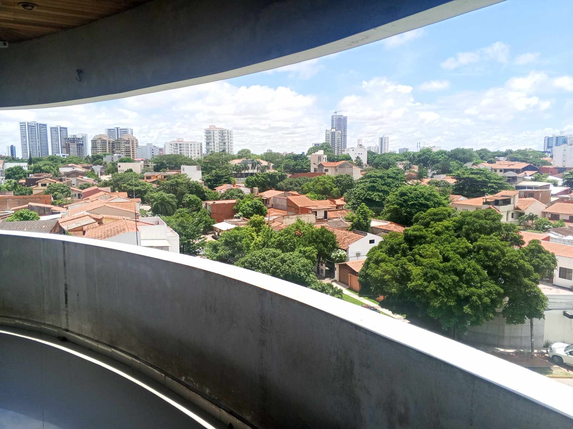 Departamento en VentaCondominio Cupesí, Vendo dpto. 2 dormitorios sin muebles, pet friendly, sobre Av. Ovidio Barbery (2do. y 3er. Anillo), cerca de Zona Isuto e Equipetrol. 2 dormitorios 2 baños 1 parqueos Foto 16